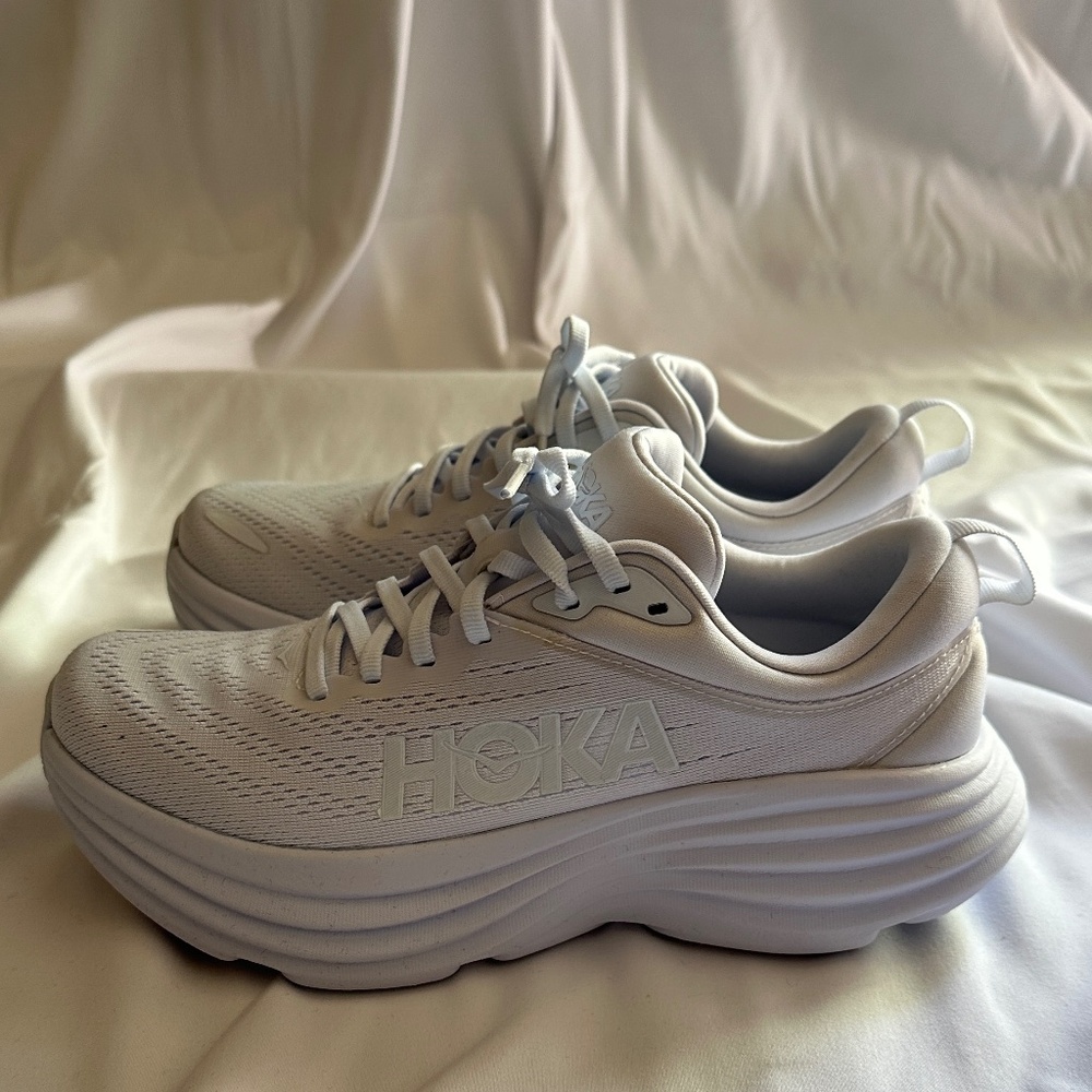Hoka bondi white sneaker